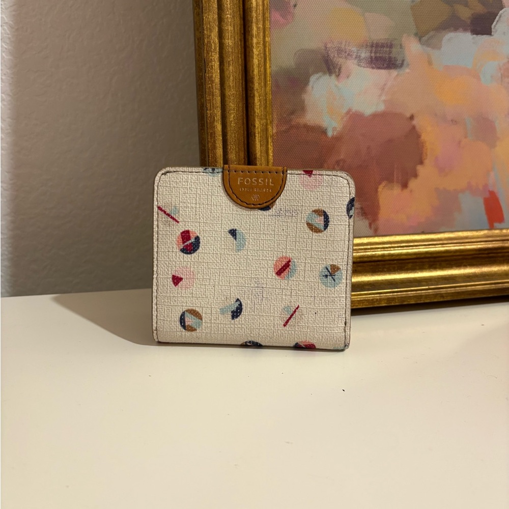 Fossil Cream Wallet with Colorful Accents